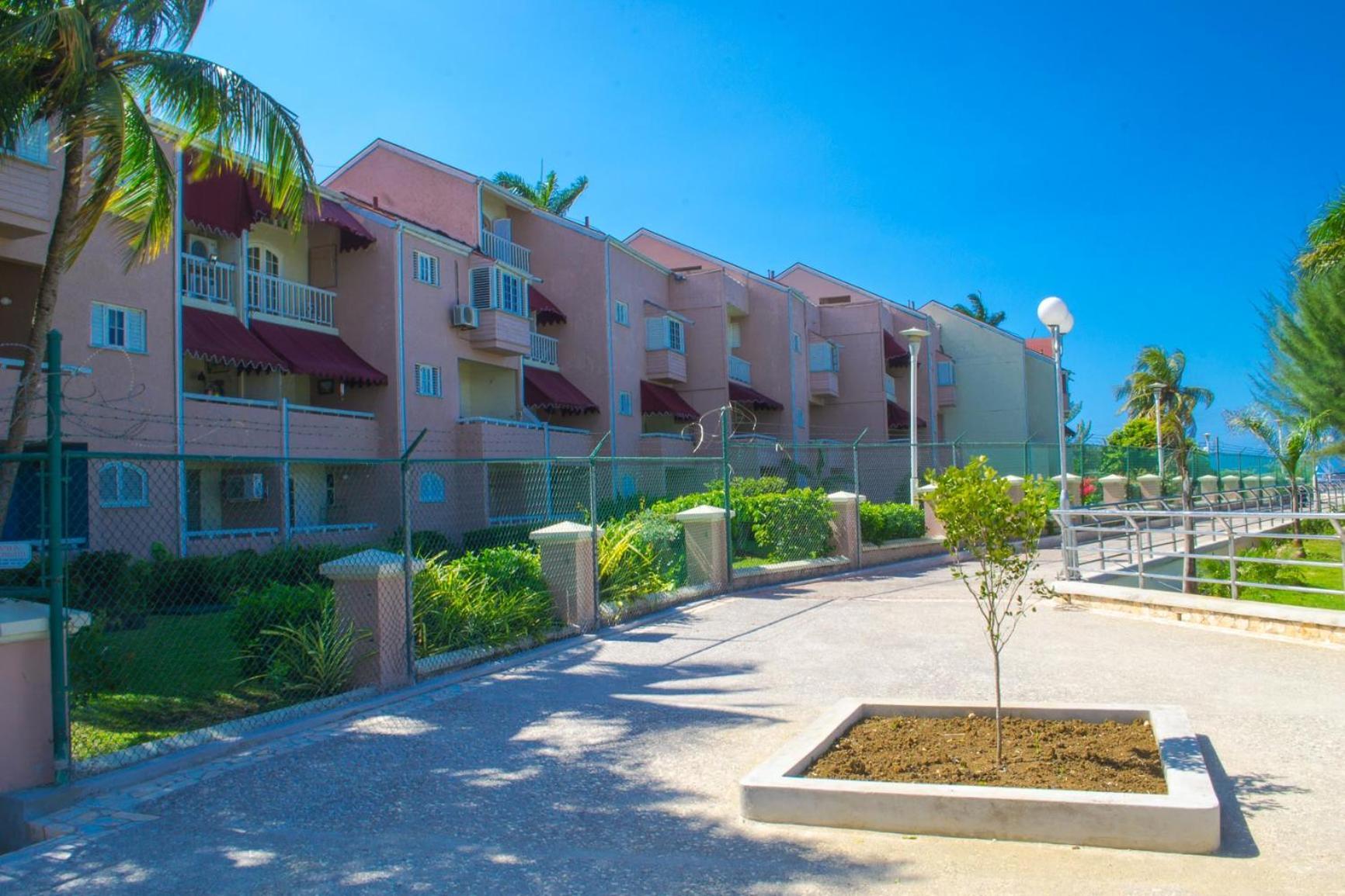 Fisherman'S Point Apartment Ocho Rios Exterior photo